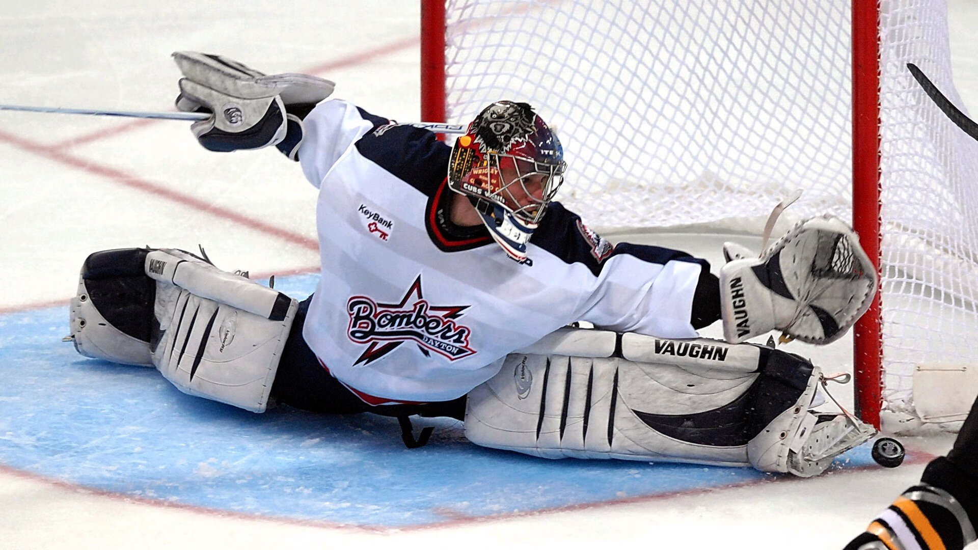 在季后赛对阵勇士的比赛中，蒂伊用完美的挡拆配合带来多次空切得分！